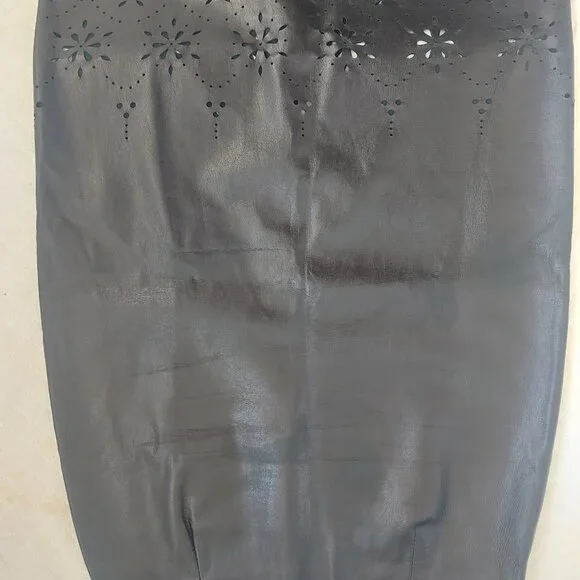 Danier leather two piece skirt suit - Picture 9 of 10